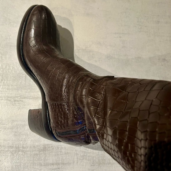 ROCCO P. Tall Boot - Picture 3 of 10